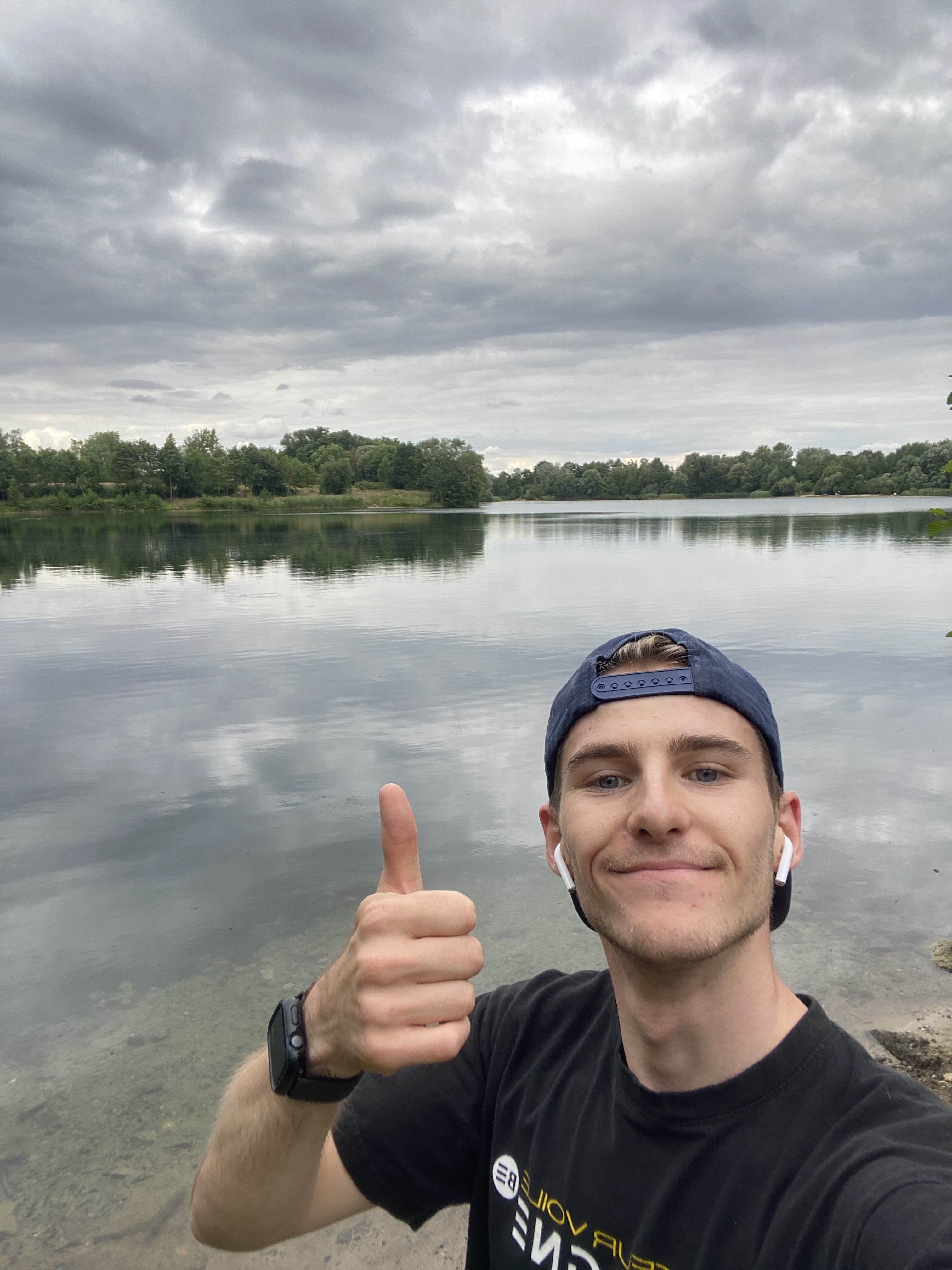 thumb up for the run